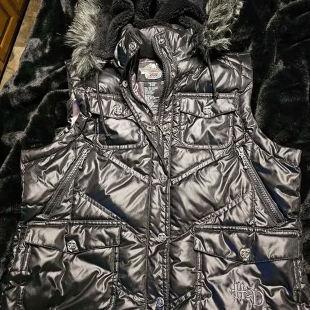 Harley Davidson Womens Puff Vest with removable hood. Sz S